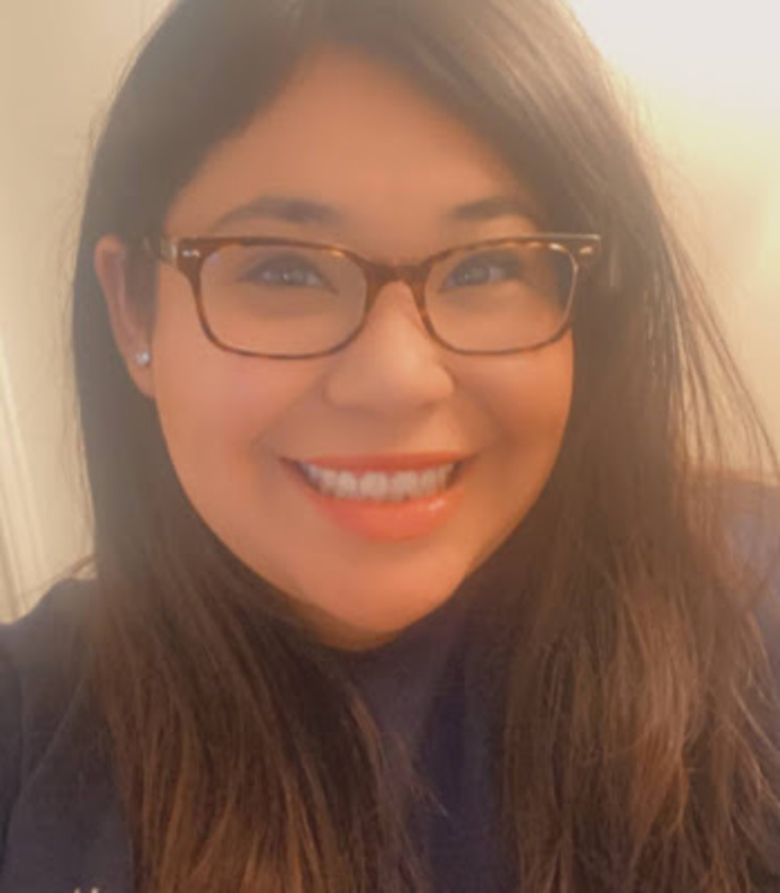 Meet your Posher, Aly